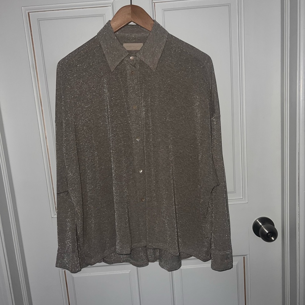 Momoni Sparkling Button-Up Shirt